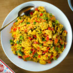 Perico - Colombian/Venezuelan scrambled eggs with peppers, tomatoes, and onions - Diversivore.com