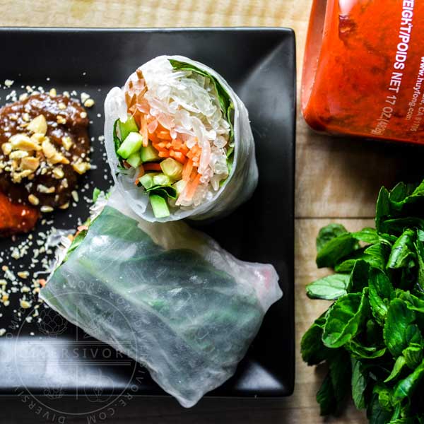 Vietnamese Salad Rolls with white pomelo