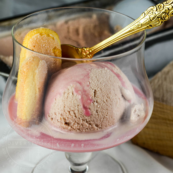 Cranberry-Chai Ice cream served with lady-fingers