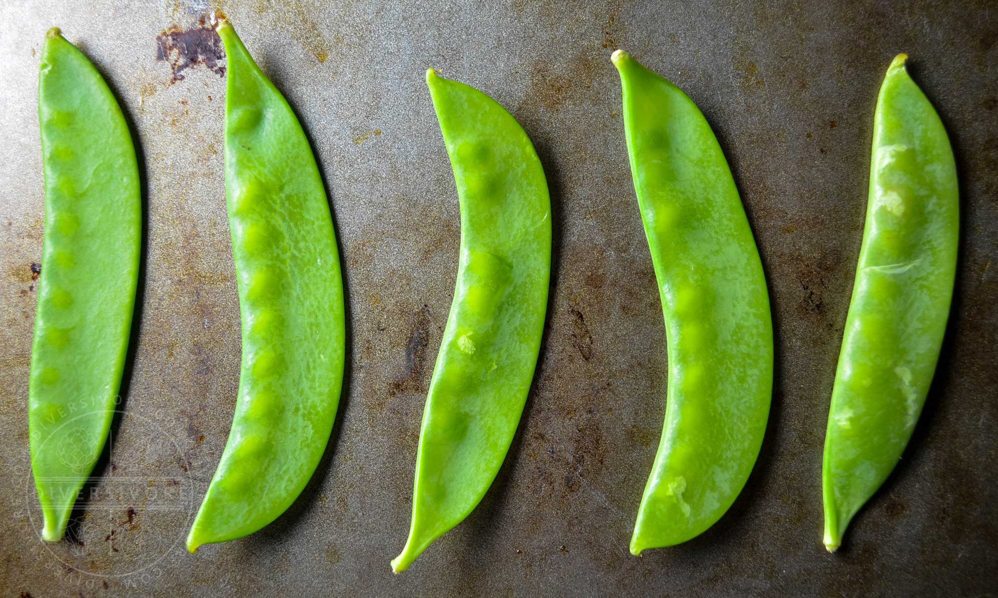 Snow Peas (Mangetout) - How To Prep & Use Them