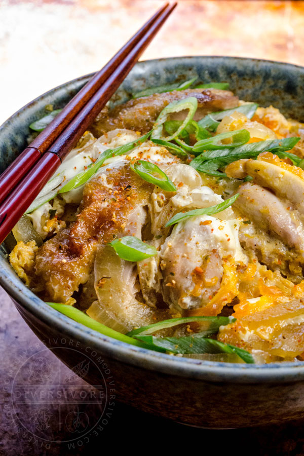 Oyakodon - Japanese Chicken & Egg Rice Bowl 