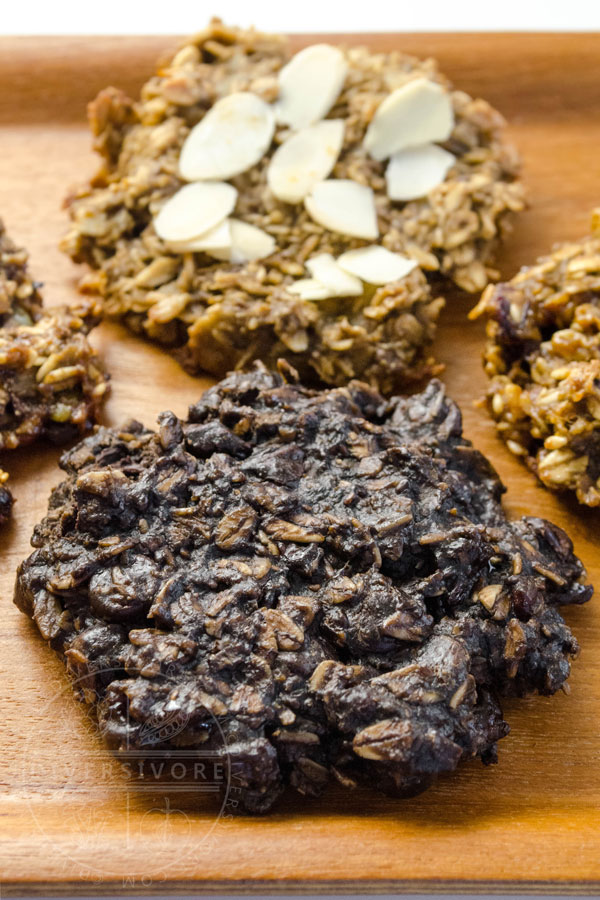 Chocolate chunk cookies with brown butter and toasted oats