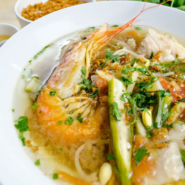 Canh Chua Cá - Vietnamese Sweet and Sour Fish Soup