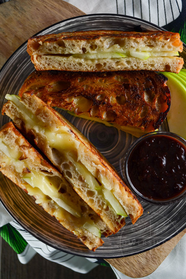 Granny Smith Apple Grilled Cheese